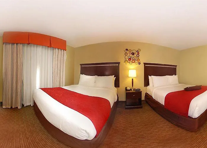 Comfort Urbana Champaign, Area 5* Champaign