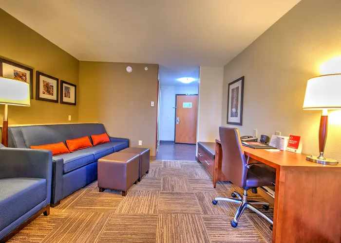 Comfort Urbana Champaign, Area 5* Champaign