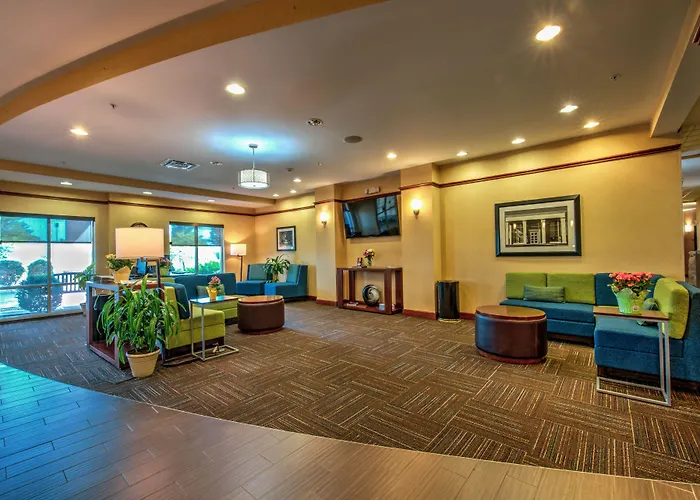 Comfort Urbana Champaign, Area Hotel 5*